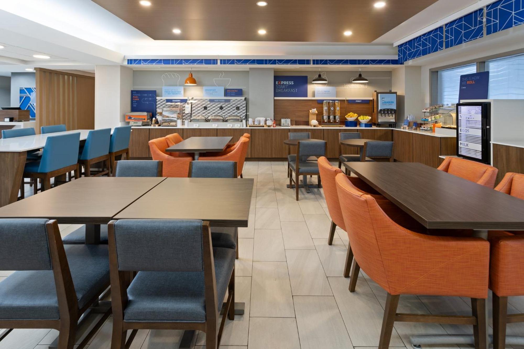 Express Harrisburg I-81 - Hershey By Ihg Hotel 3*