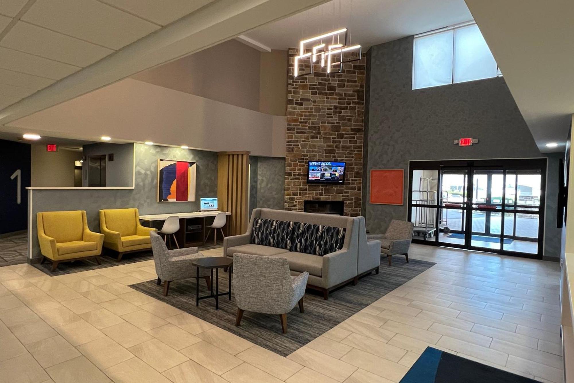Express Harrisburg I-81 - Hershey By Ihg 3*