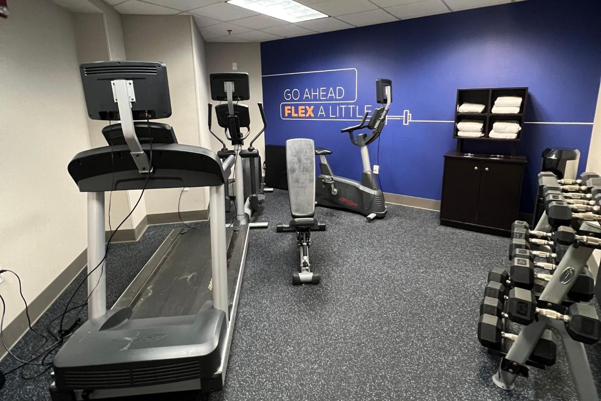 Hotel Express Harrisburg I-81 - Hershey By Ihg 3*